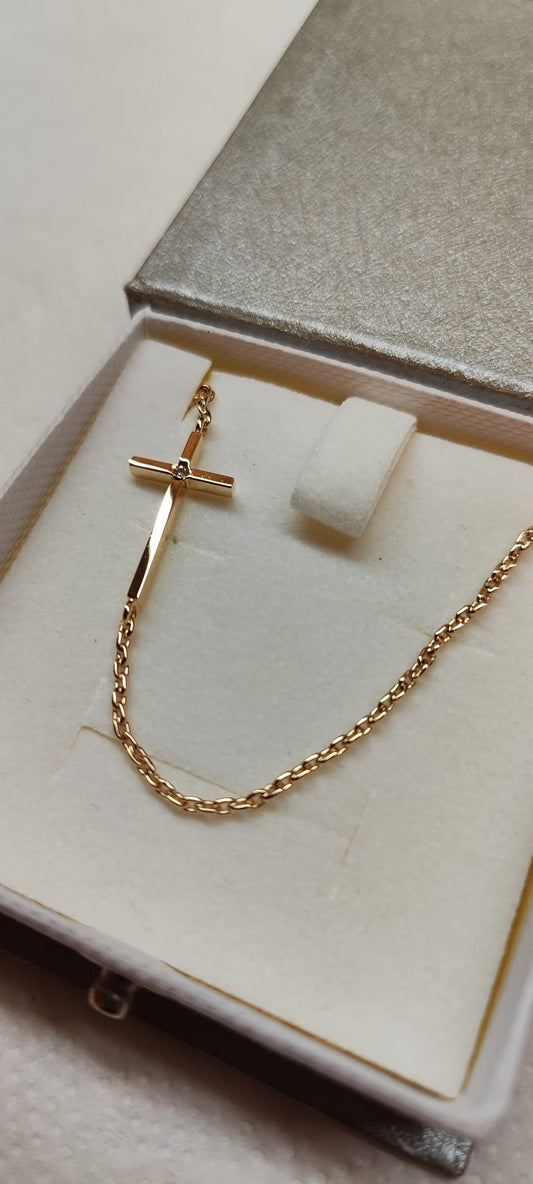 Gold bracelet