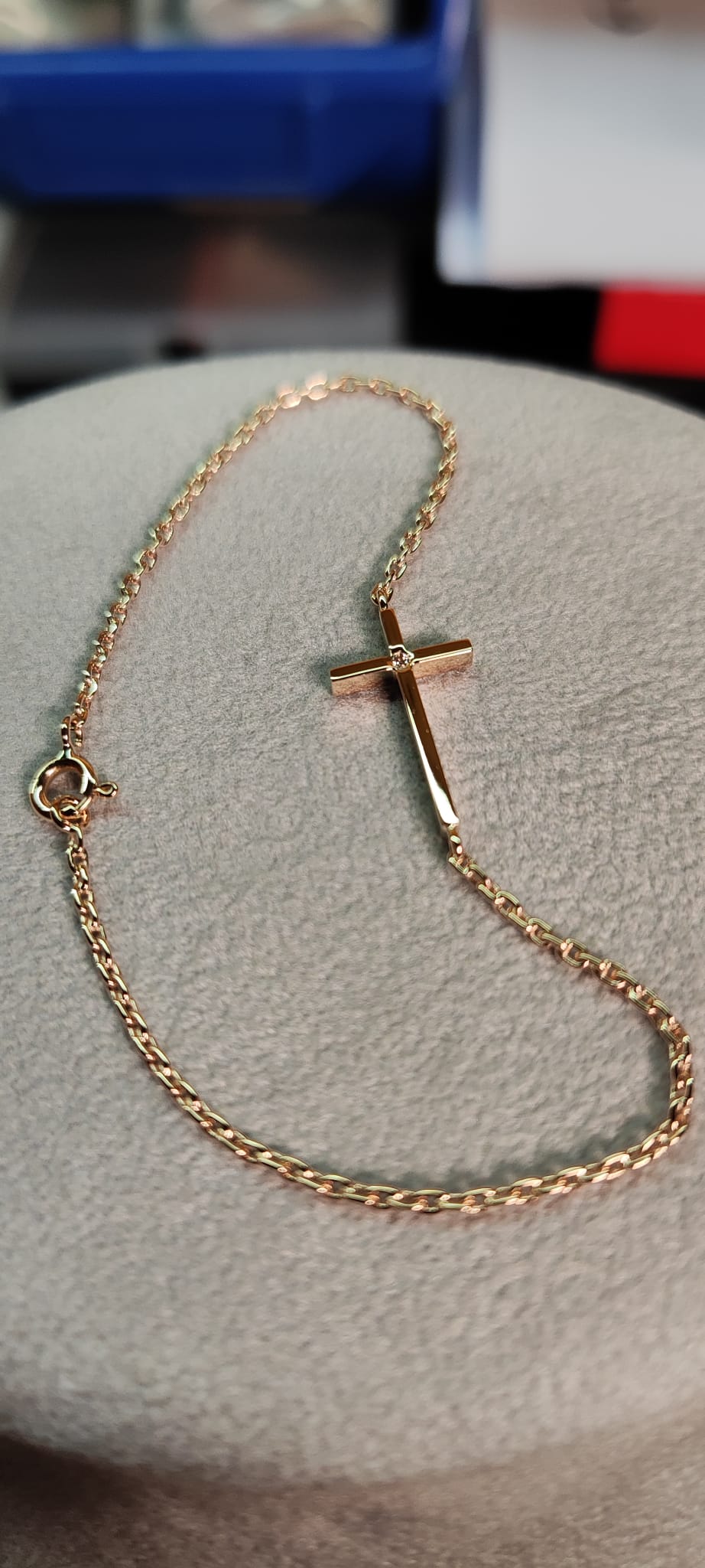 Gold bracelet